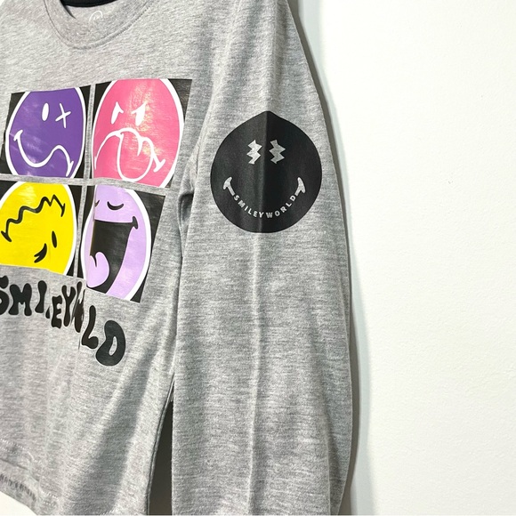 NEW Smiley World Grey Long Sleeve Shirt (size XS, S & L) - Picture 3 of 10